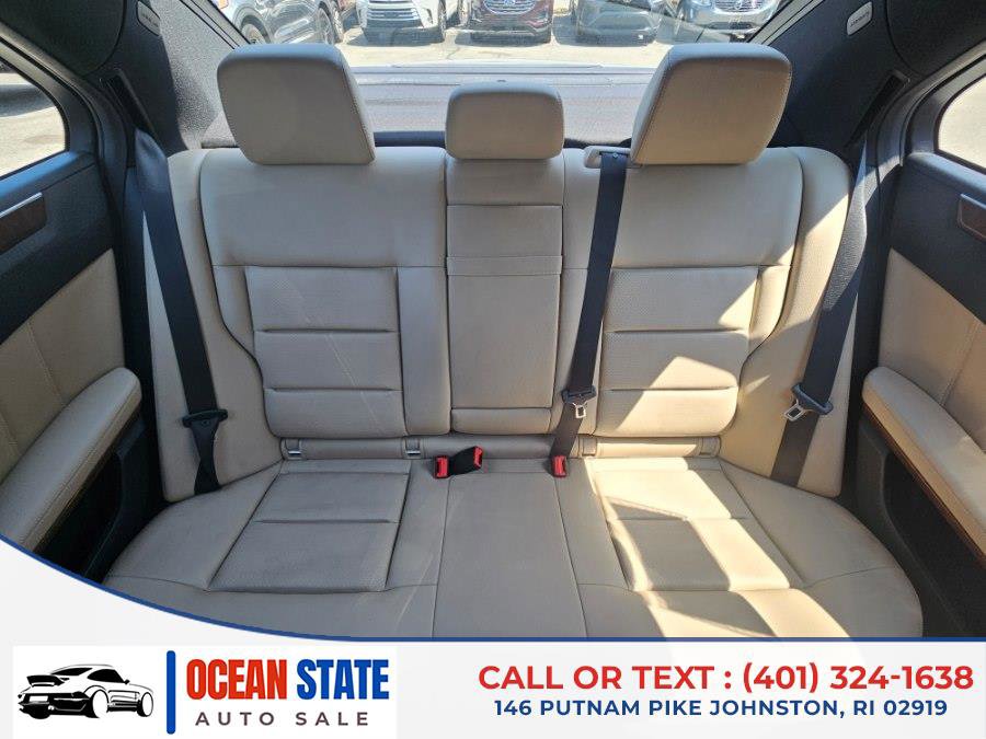 Used 2013 Mercedes-Benz E 350 4MATIC Sedan image 15