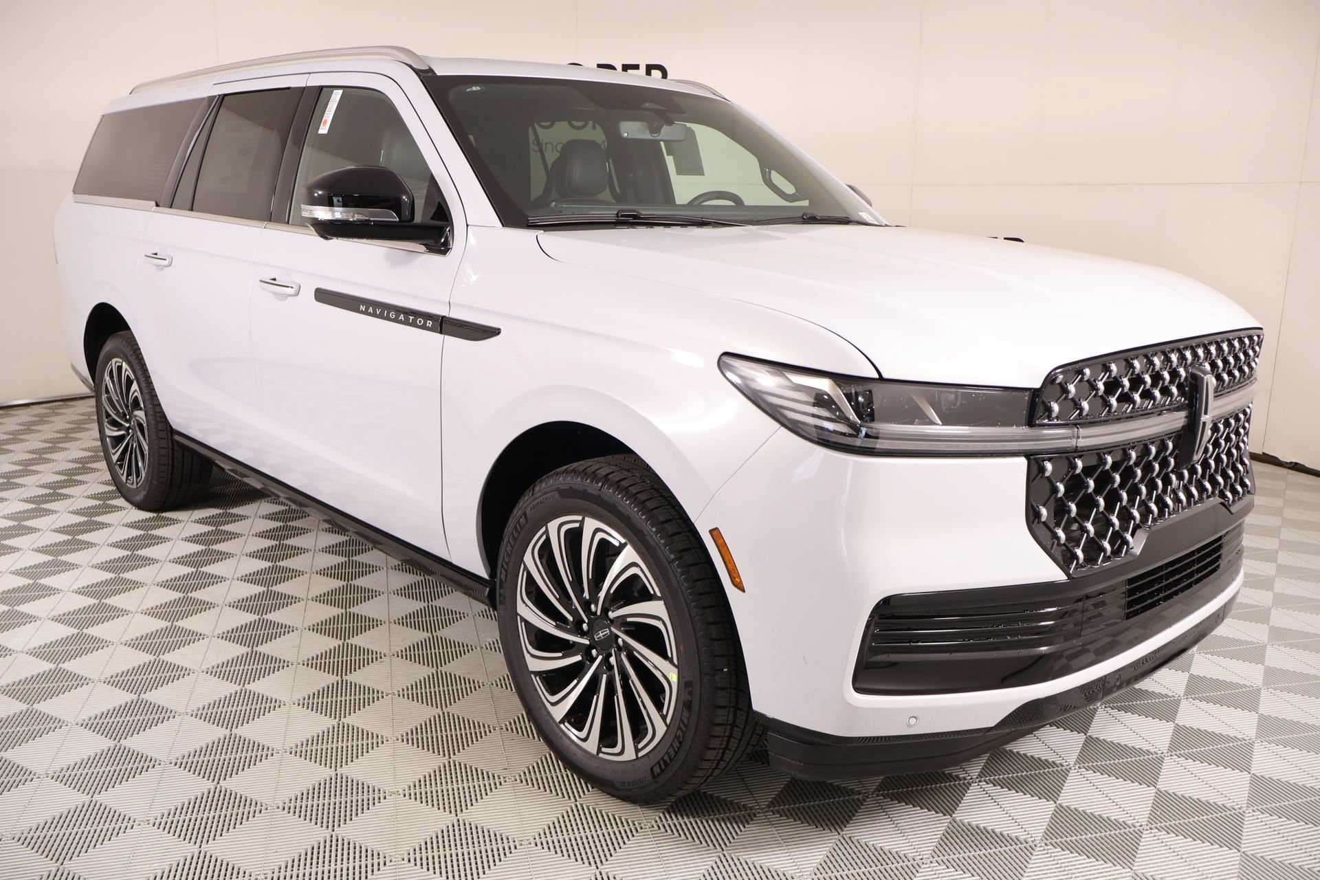 New 2026 Lincoln Navigator L Black Label AWD/4WD 360° Tour