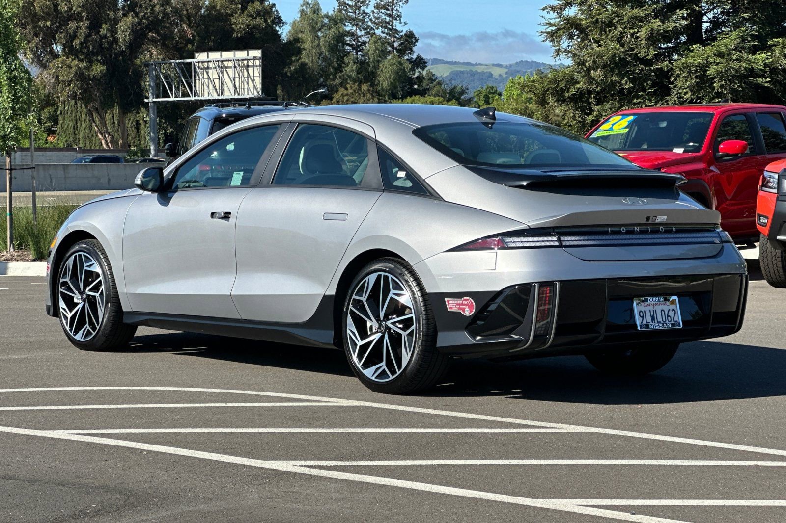 Used 2024 Hyundai Ioniq 6 SEL image 6