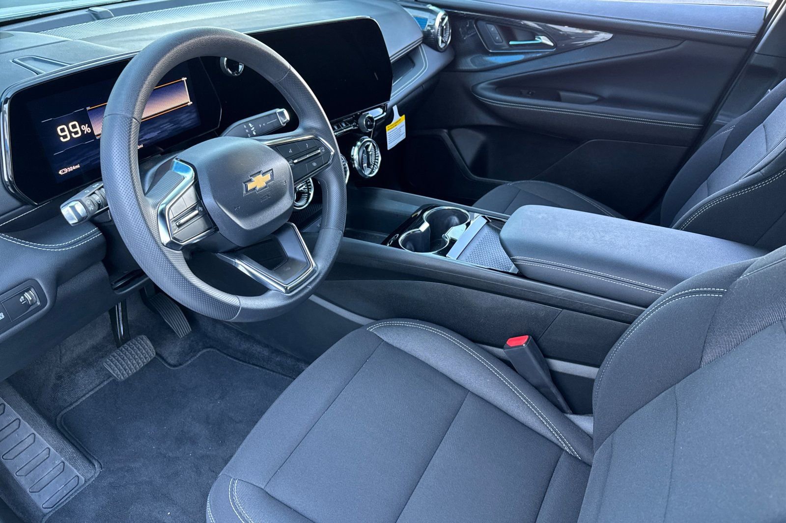 Used 2026 Chevrolet Blazer EV LT image 11