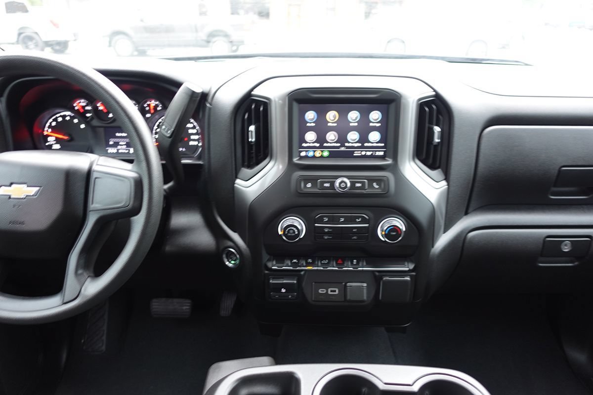 Used 2024 Chevrolet Silverado 1500 Custom AWD/4WD image 41