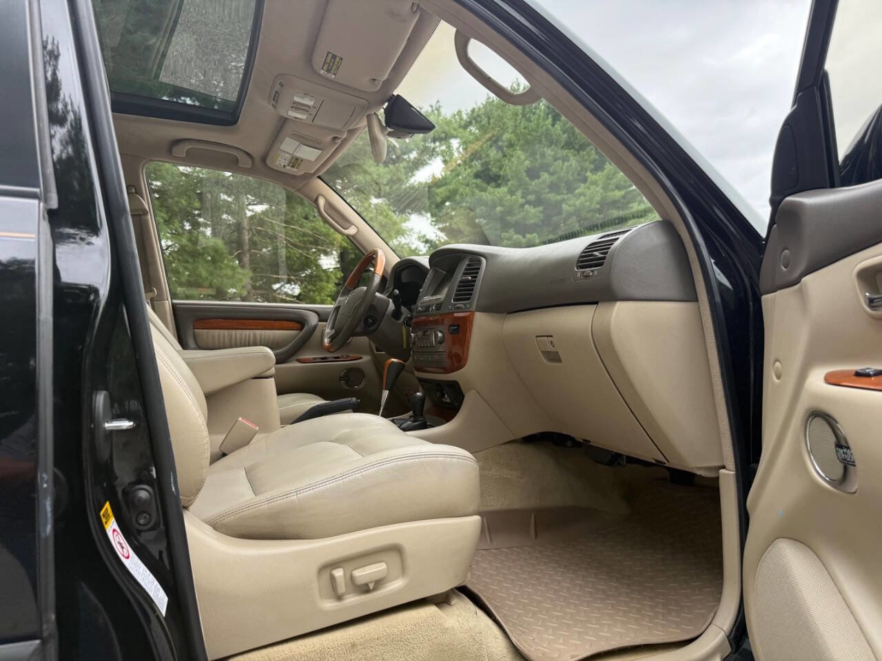 Used 2003 Lexus LX 470 4WD image 55