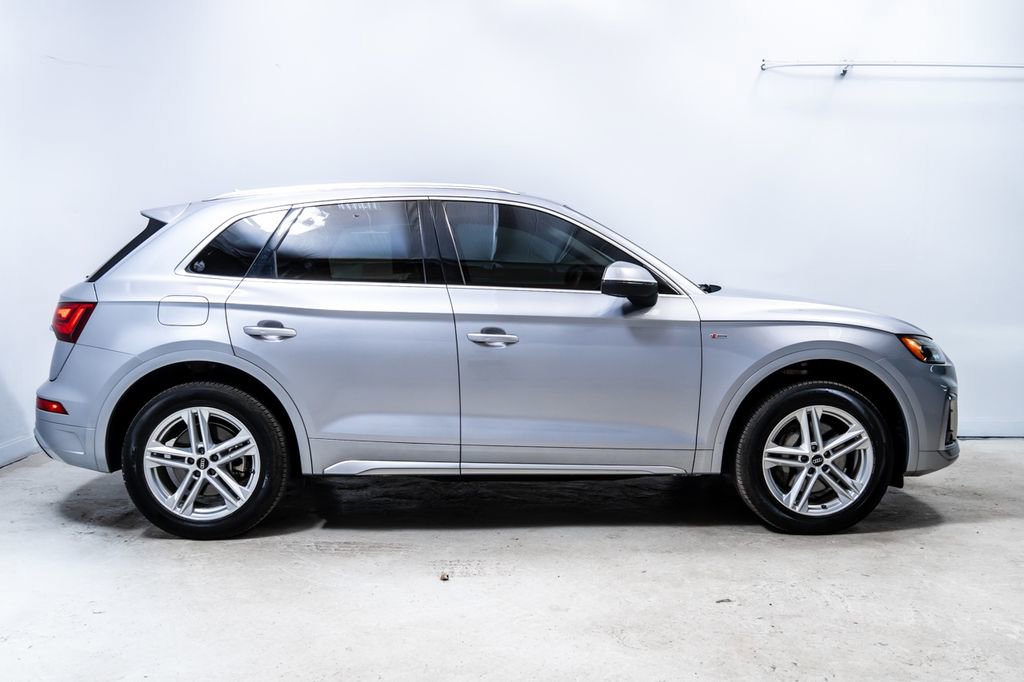 Used 2023 Audi Q5 e Premium Plus w/ Premium Plus Package AWD/4WD image 8