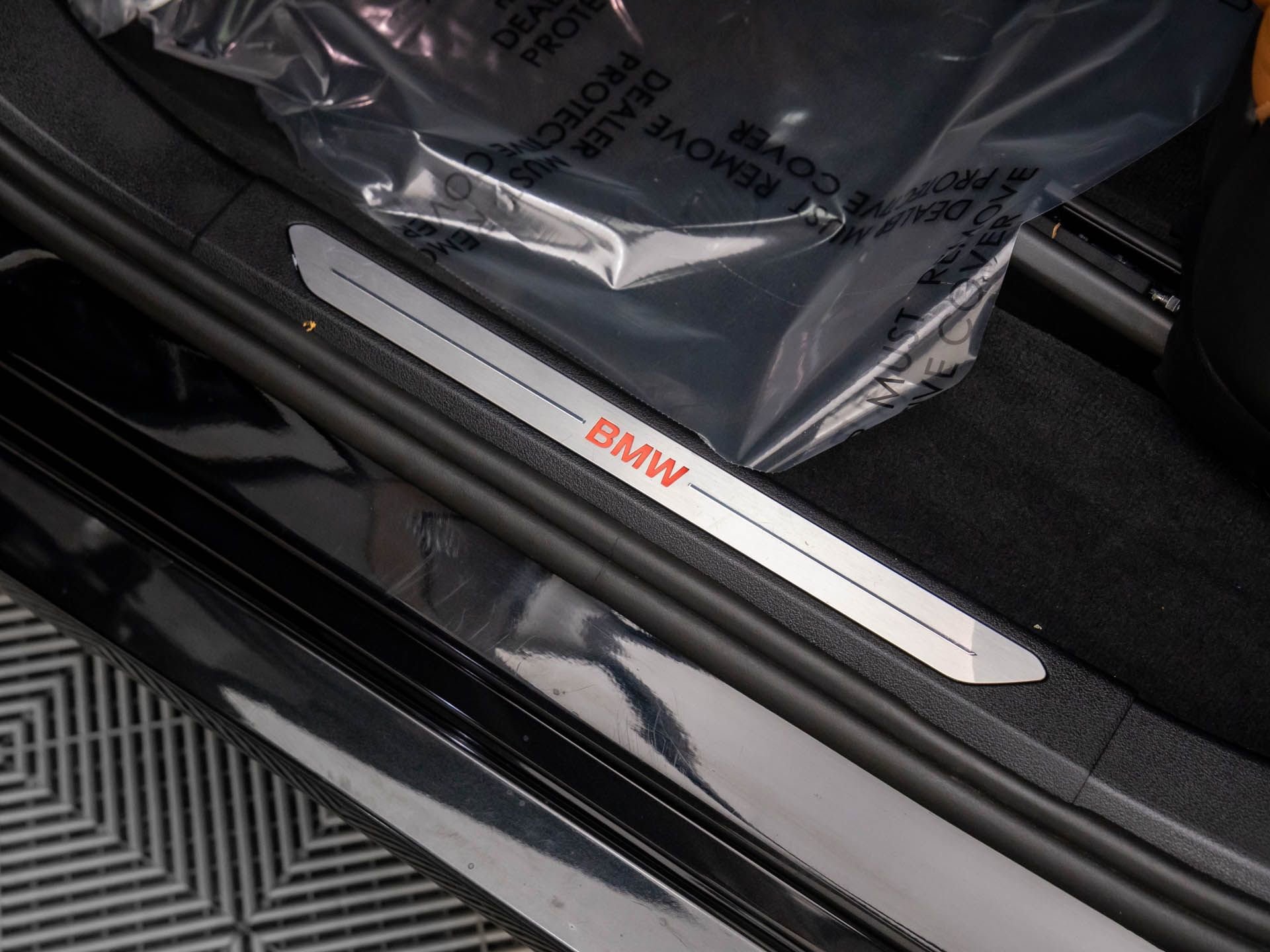 Certified 2025 BMW X7 xDrive40i w/ Premium Package image 16