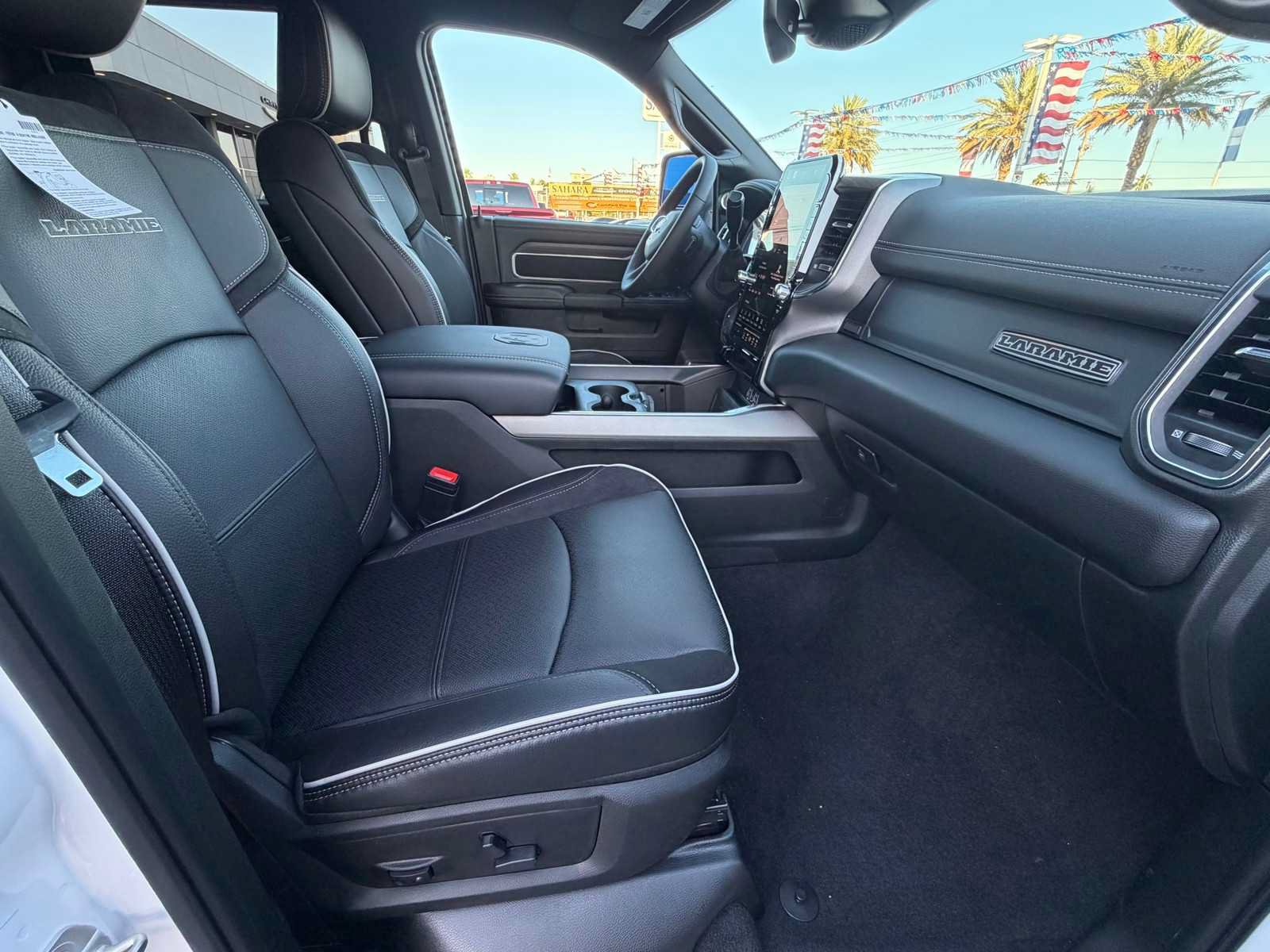 New 2026 RAM 3500 Laramie AWD/4WD image 14