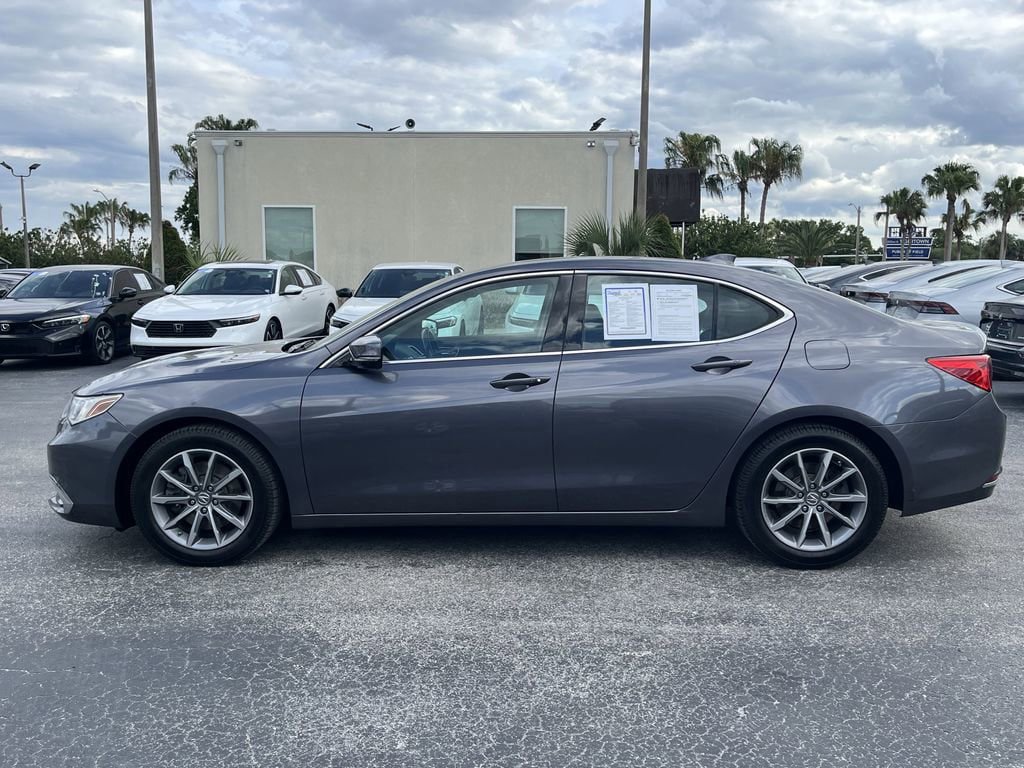 Used 2018 Acura TLX w/ Technology Package FWD image 7