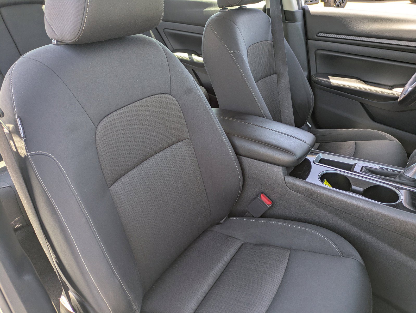 Used 2024 Nissan Altima 2.5 SV FWD image 10