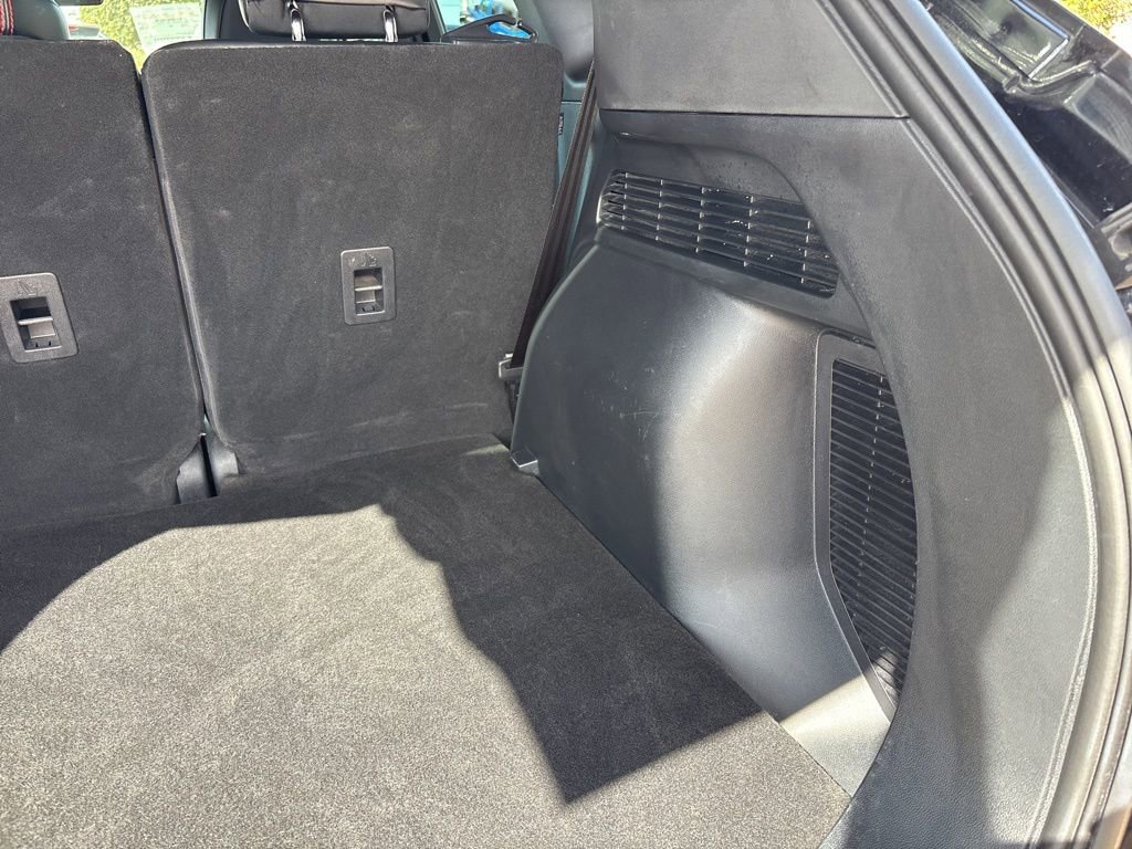 Used 2025 Ford Escape ST-Line Select AWD/4WD image 46