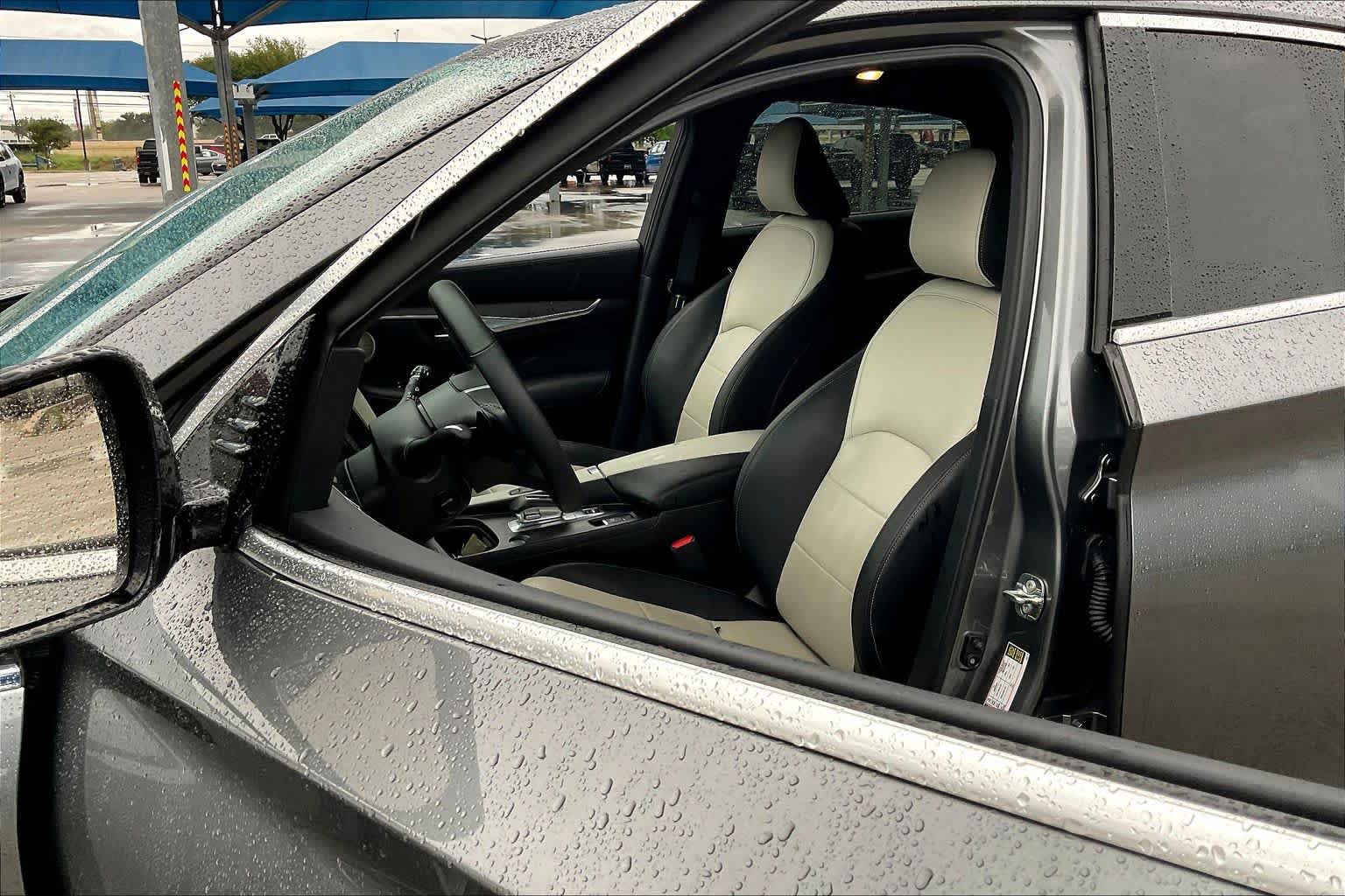 Used 2025 INFINITI QX55 Sensory w/ Lighting Package AWD/4WD image 9