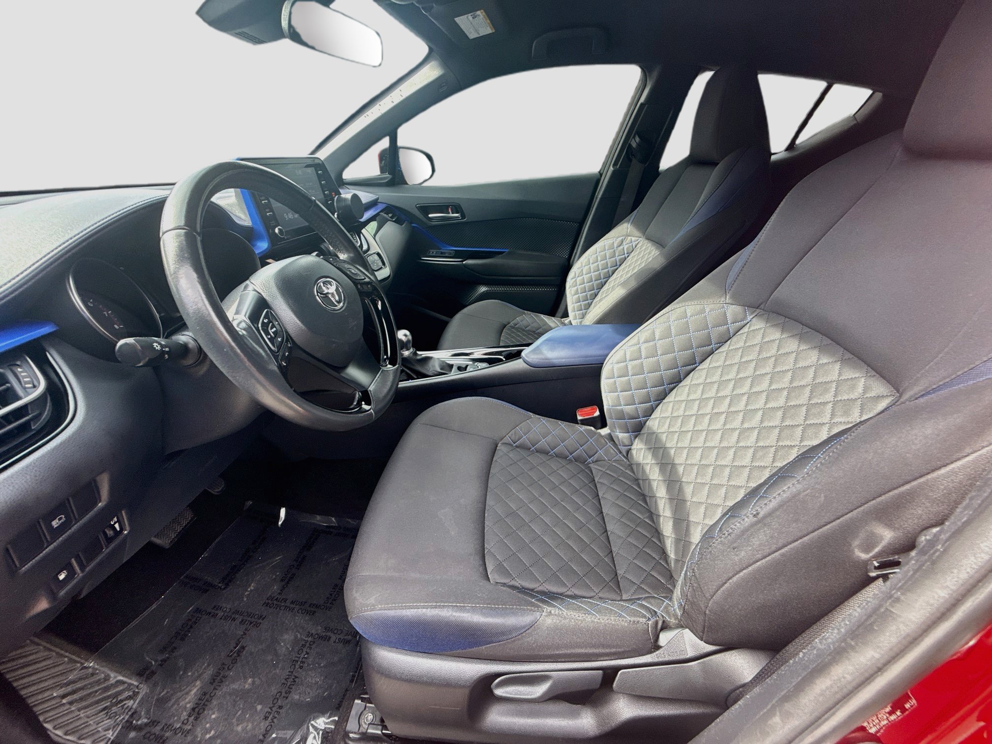 Used 2021 Toyota C-HR XLE FWD image 16
