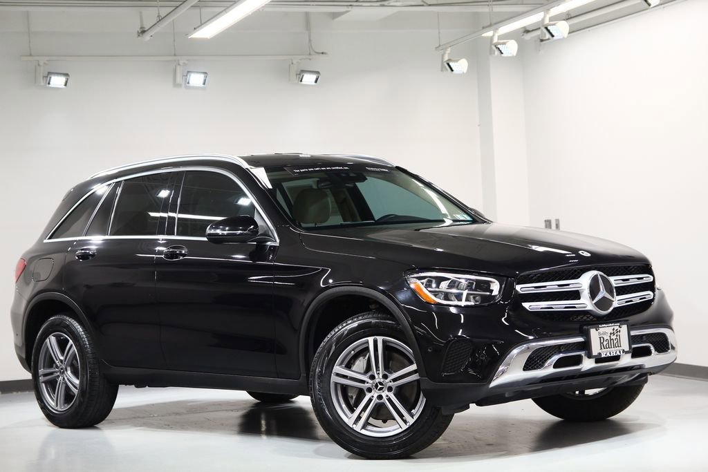 Certified 2022 Mercedes-Benz GLC 300 image 2