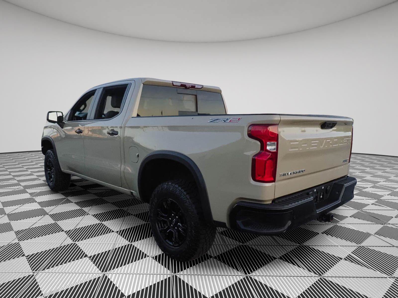 Used 2022 Chevrolet Silverado 1500 ZR2 w/ Technology Package AWD/4WD image 5