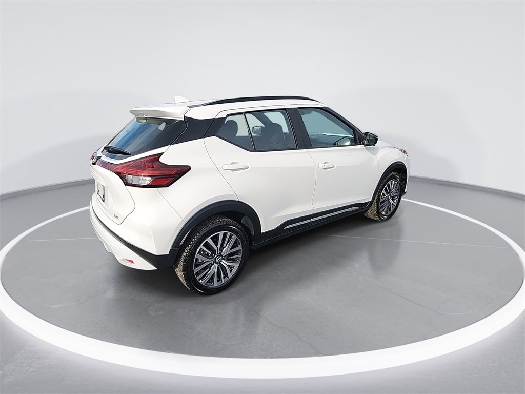Certified 2024 Nissan Kicks SR image 8