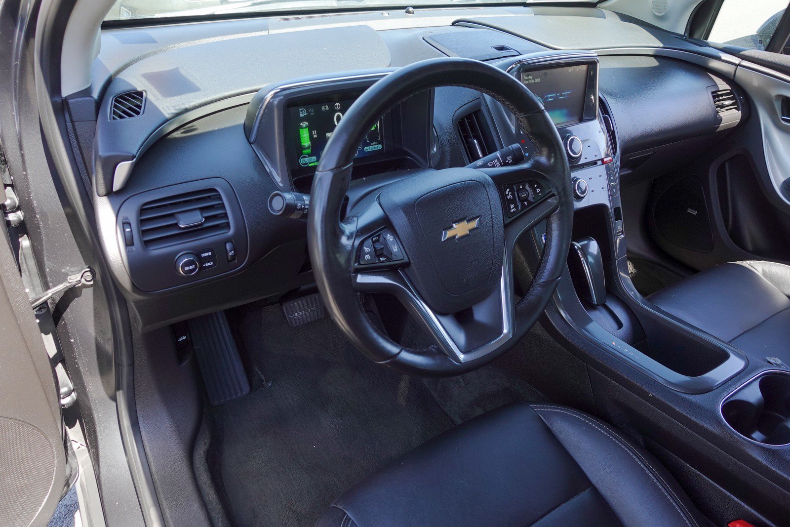 Used 2014 Chevrolet Volt Premium w/ Premium Trim Package FWD image 10
