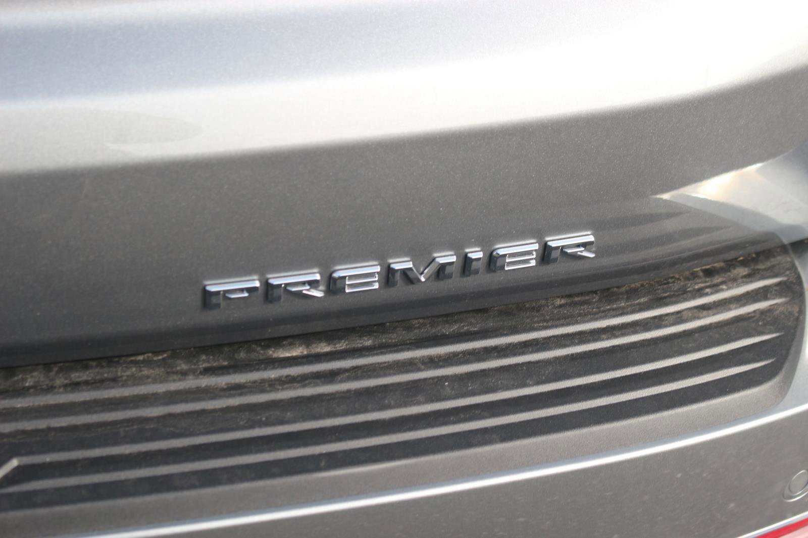 New 2026 Chevrolet Suburban Premier image 11