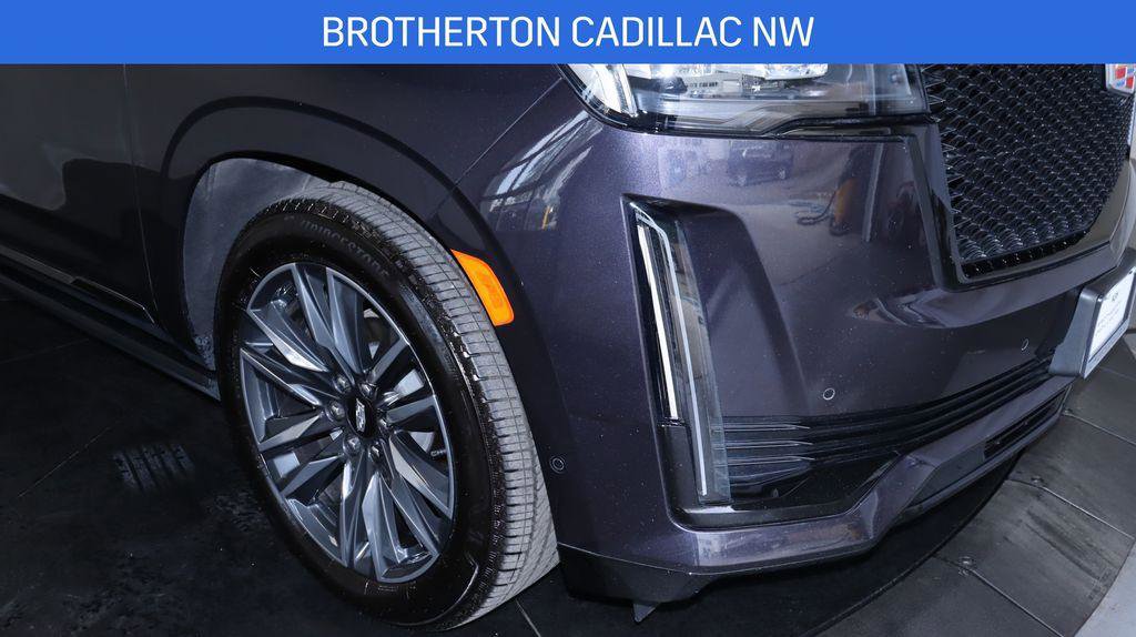 Used 2024 Cadillac Escalade Sport Platinum w/ Heavy-Duty Trailer Package image 13