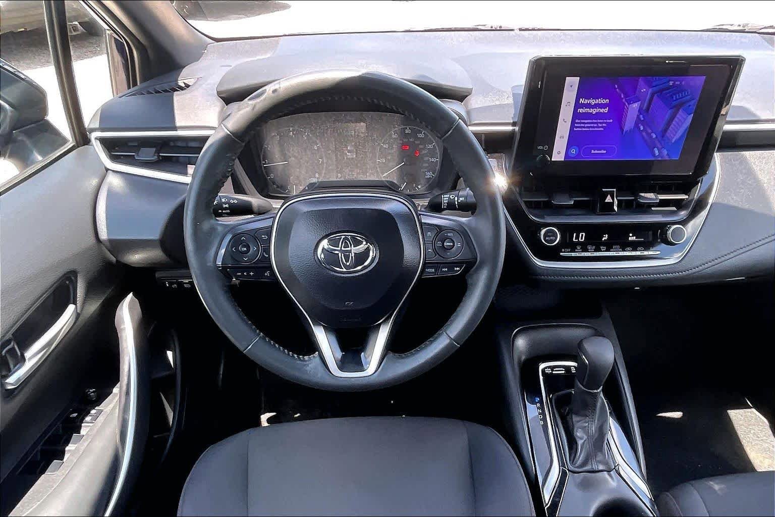 Used 2024 Toyota Corolla SE FWD image 6