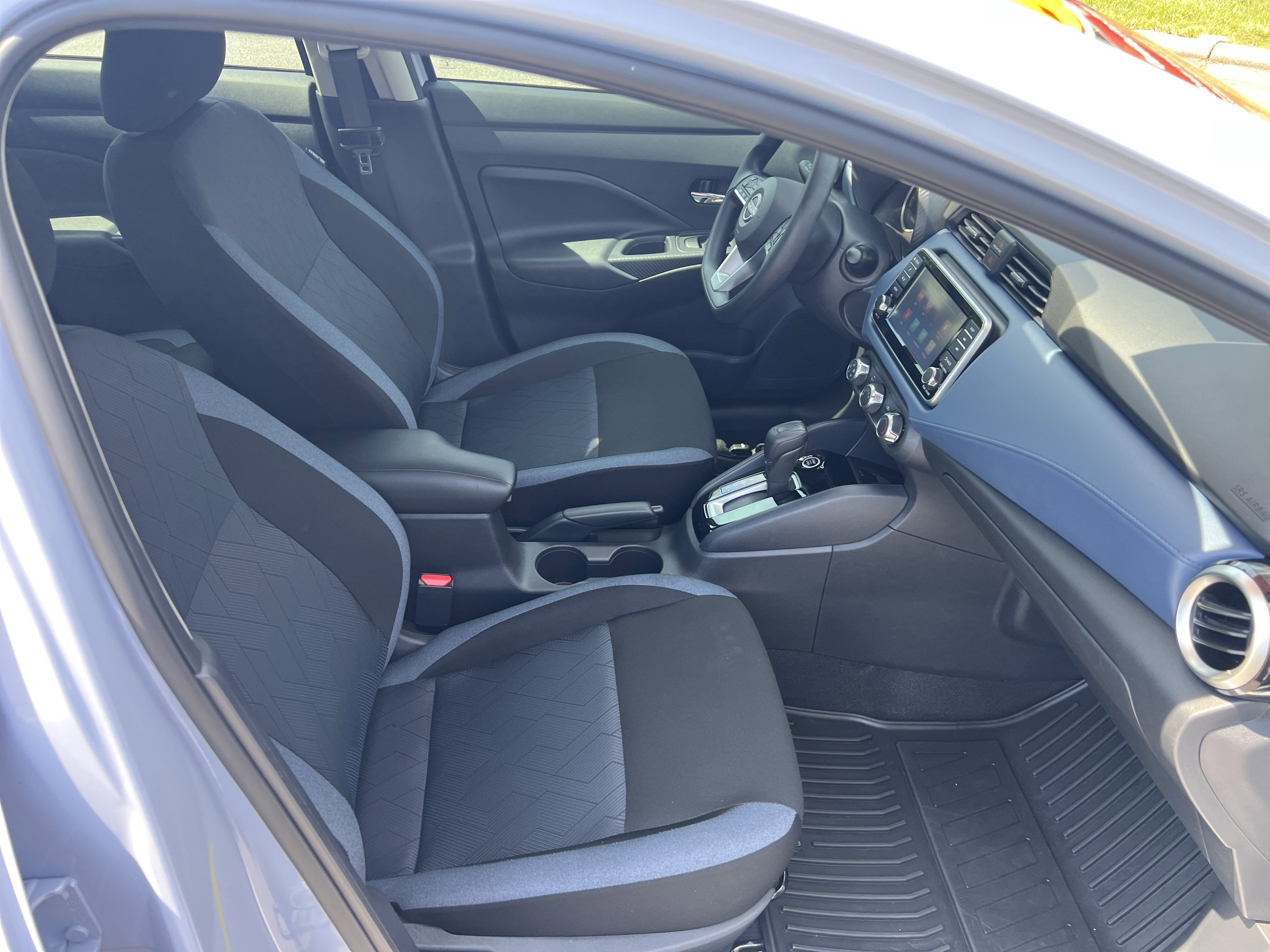 Used 2025 Nissan Versa SV w/ Trunk Package FWD image 17