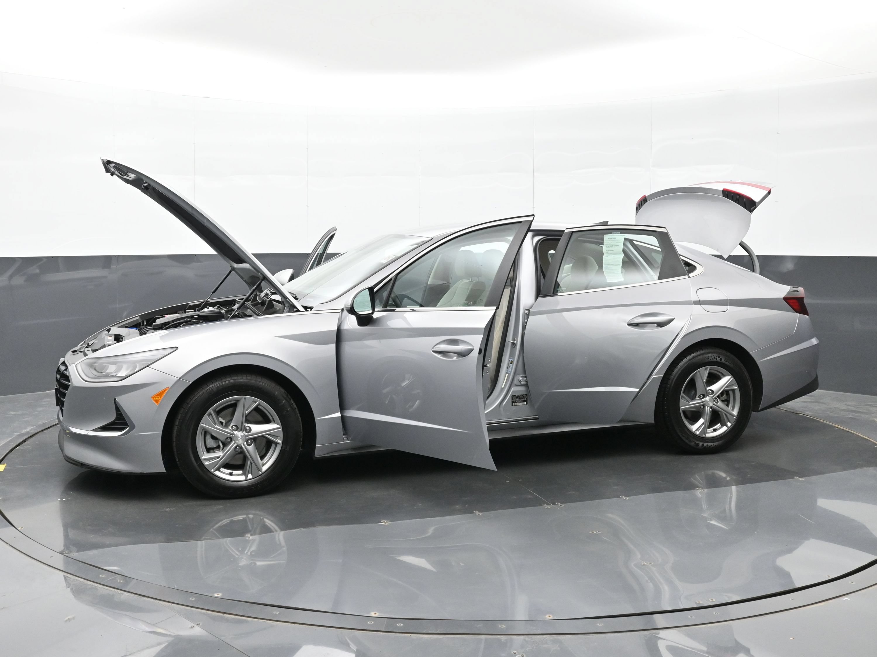 Certified 2023 Hyundai Sonata SE w/ Cargo Package FWD image 48