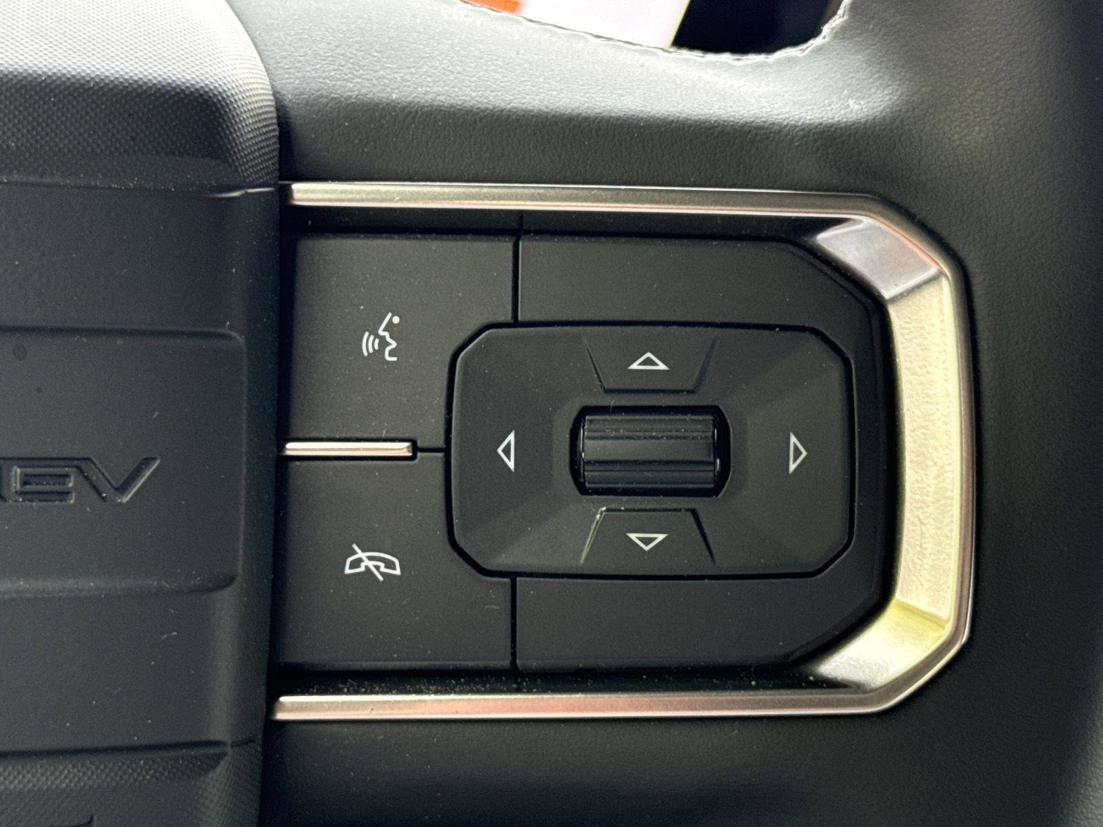 New 2025 GMC Hummer EV 2X AWD/4WD image 36