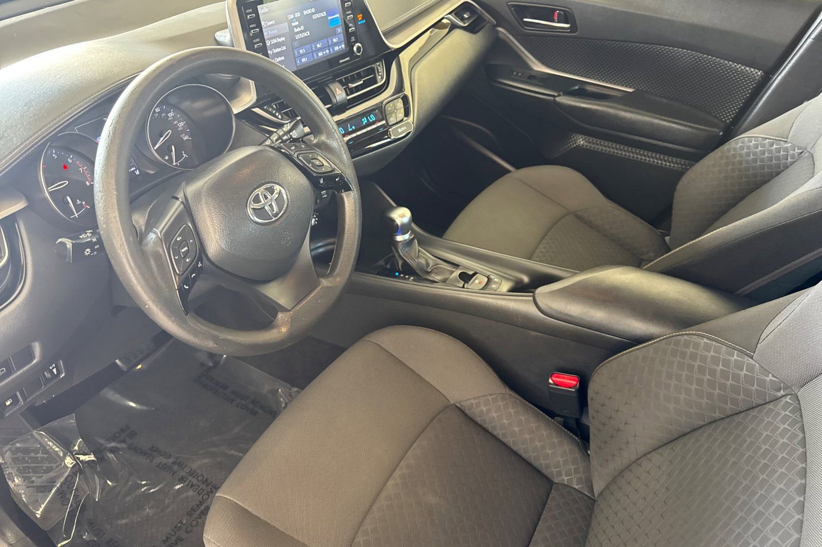 Used 2021 Toyota C-HR LE image 10