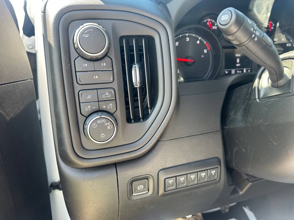 New 2026 Chevrolet Silverado 3500 W/T w/ WT Convenience Package AWD/4WD image 9