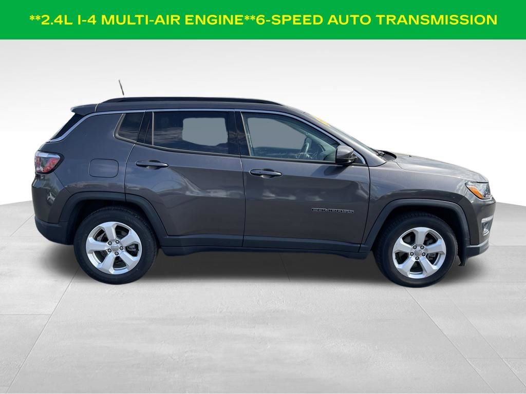 Used 2019 Jeep Compass Latitude FWD image 6
