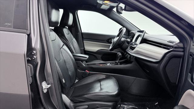 Used 2023 Jeep Compass Limited AWD/4WD image 21