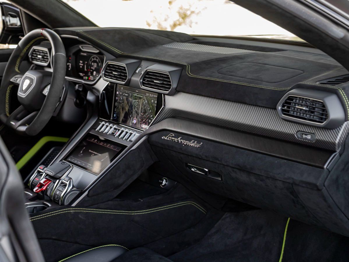 Used 2023 Lamborghini Urus Performante image 32