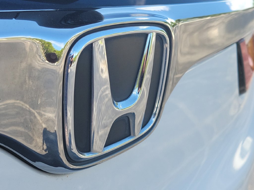 Used 2021 Honda CR-V Touring image 12