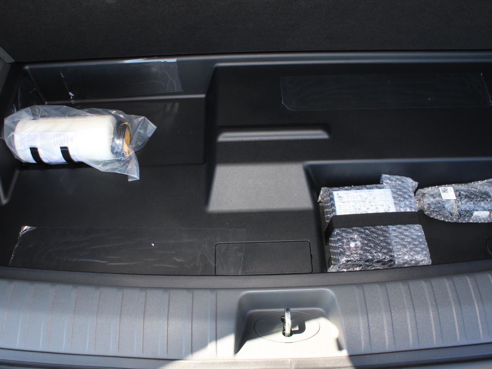 New 2026 Kia EV9 Wind image 10