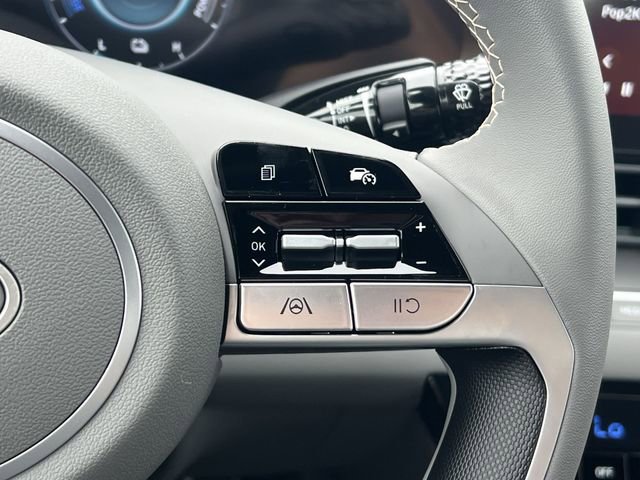New 2026 Hyundai Elantra Sport FWD image 21