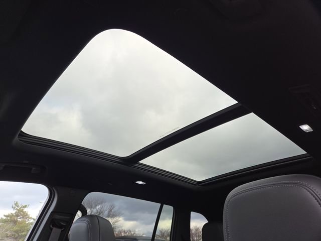 New 2026 Buick Enclave Preferred w/ Power Package image 3