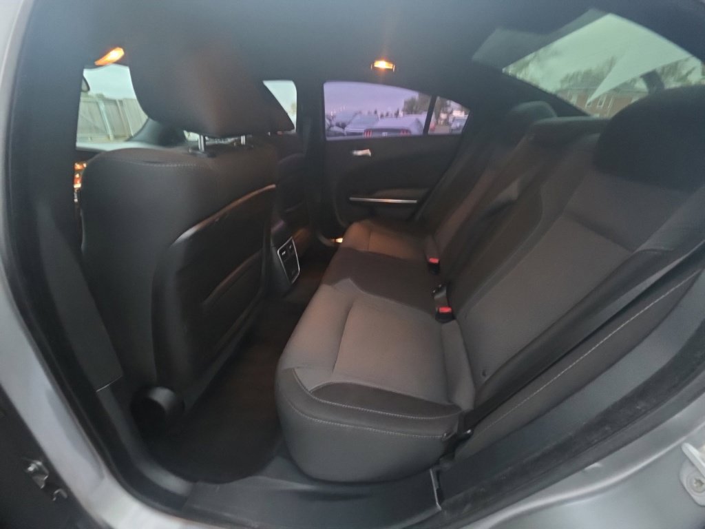Used 2016 Dodge Charger R/T RWD image 27