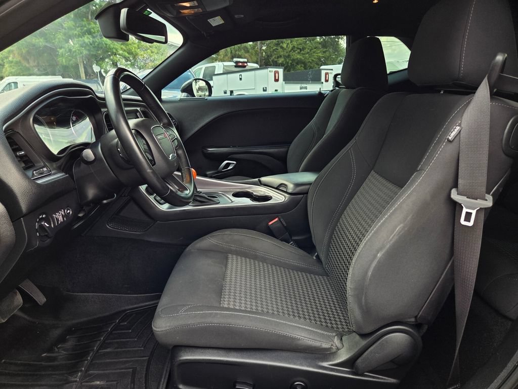 Certified 2019 Dodge Challenger SXT RWD image 11
