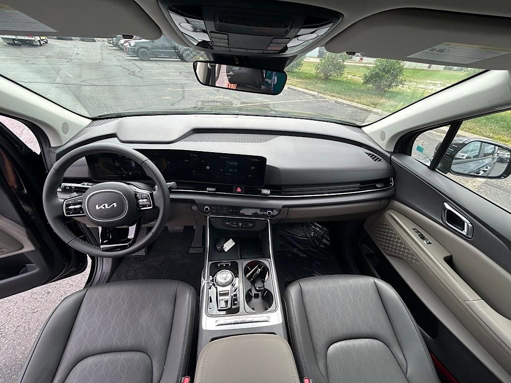 New 2026 Kia Carnival EX FWD image 20