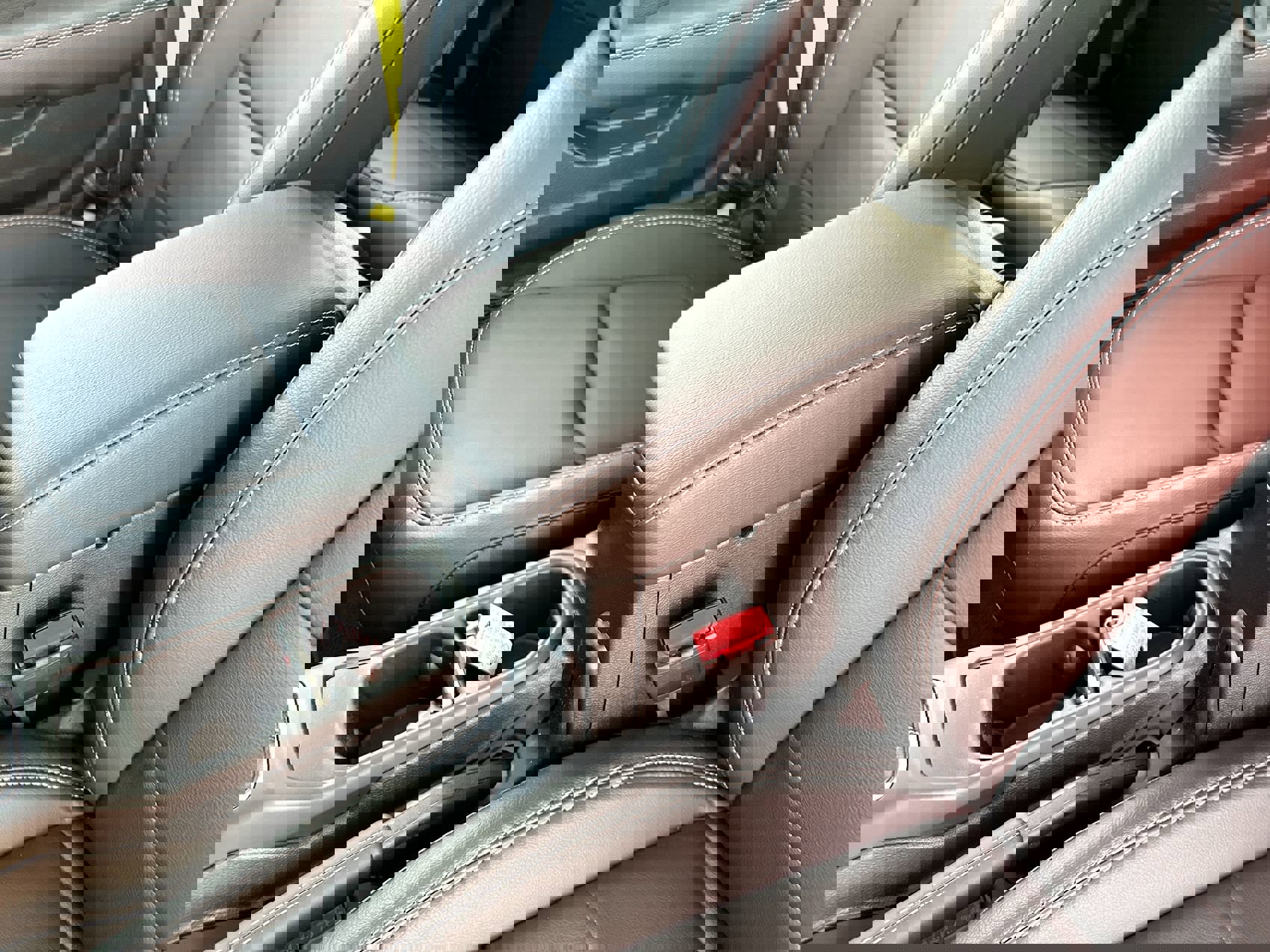 New 2023 Jeep Wrangler Sahara w/ Cold Weather Group image 21