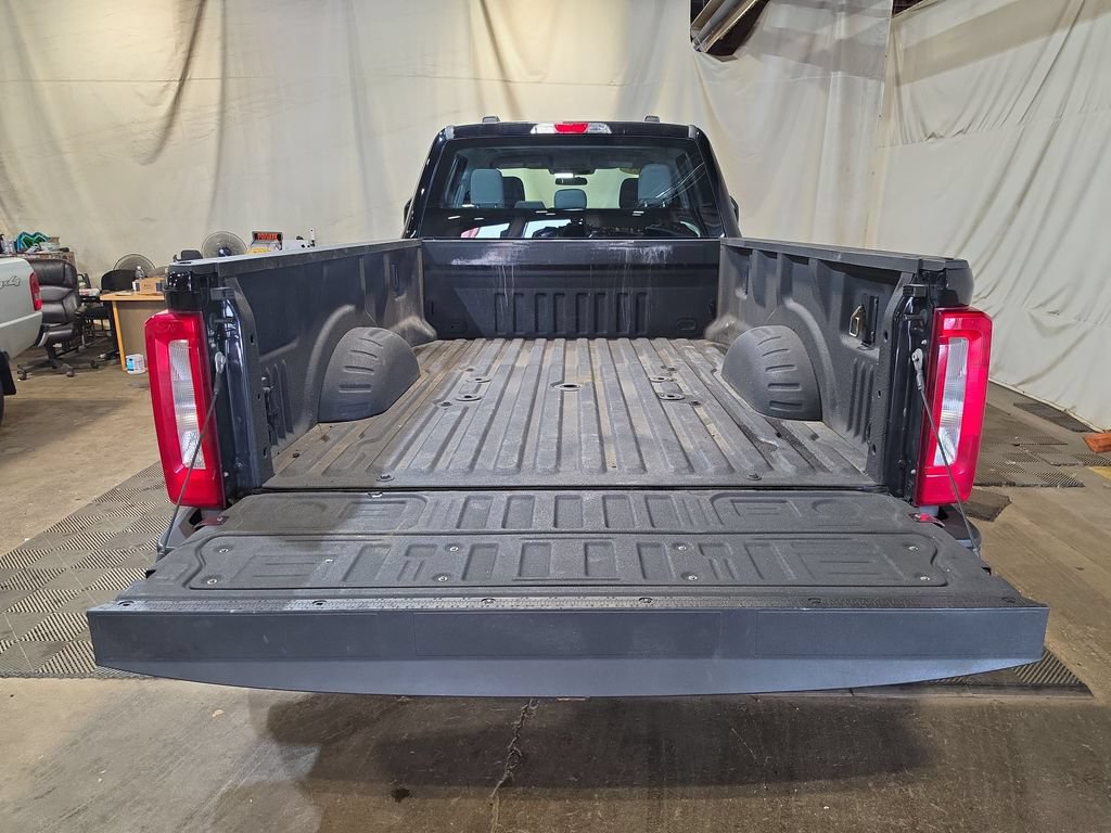 Used 2025 Ford F350 XL AWD/4WD image 19