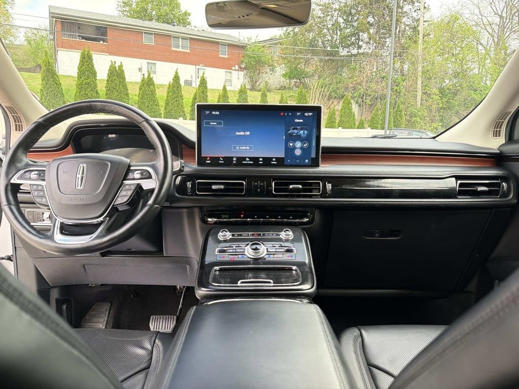 Used 2022 Lincoln Nautilus Reserve image 16