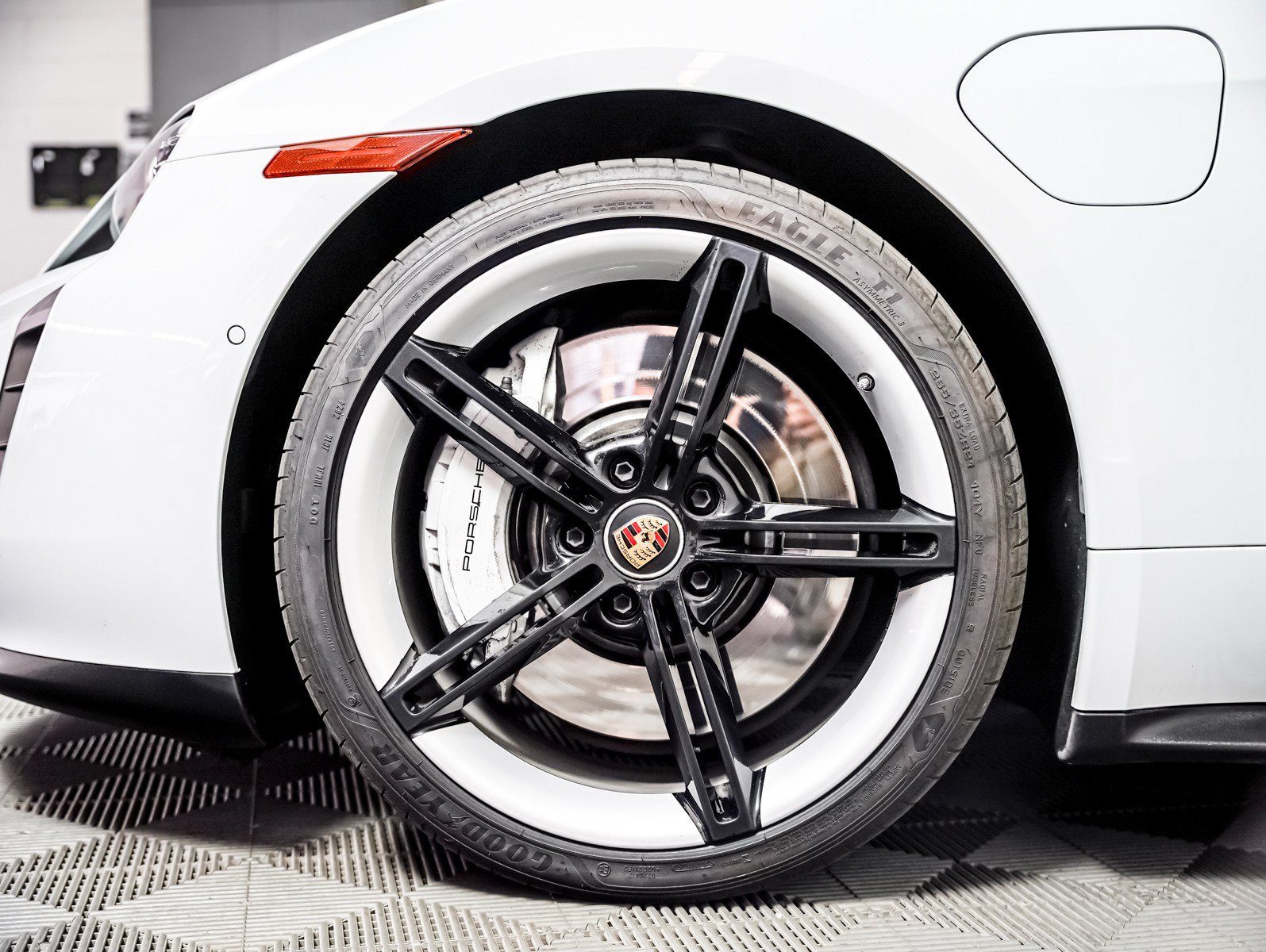 Certified 2023 Porsche Taycan GTS AWD/4WD image 13