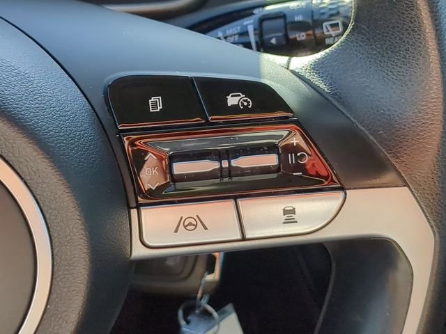 Used 2023 Hyundai Tucson SE image 22