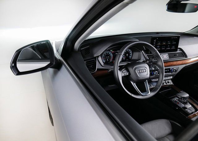 Certified 2022 Audi Q5 2.0T Premium Plus w/ Premium Plus Package image 24