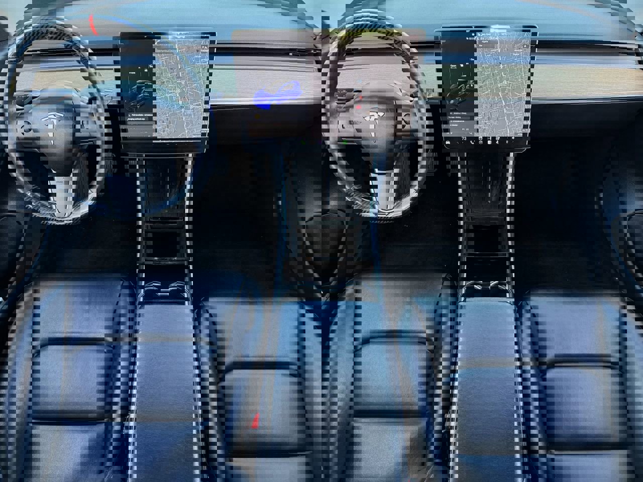 Used 2019 Tesla Model 3 Standard Range image 11