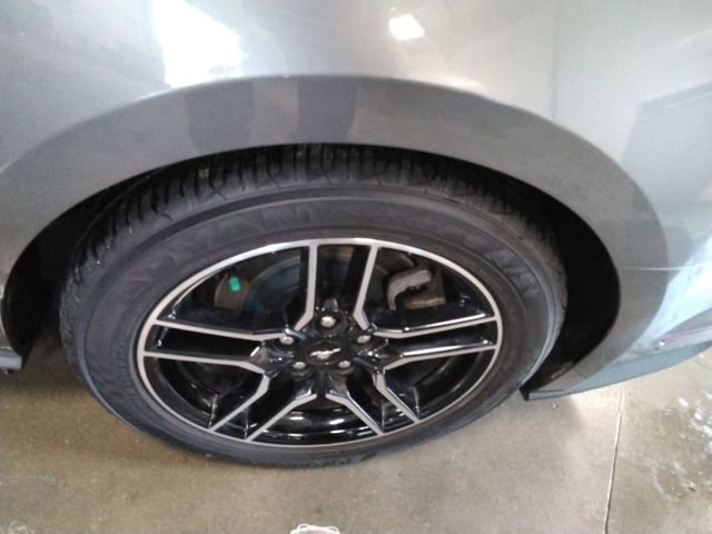 Used 2021 Ford Mustang Premium RWD image 17