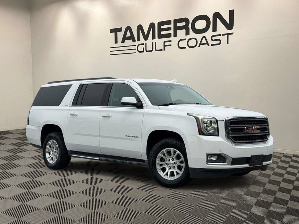 Used 2017 GMC Yukon XL SLT AWD/4WD image 1