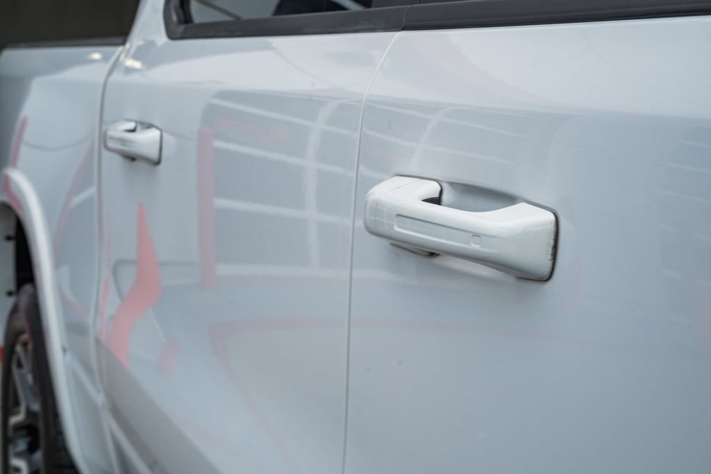 Certified 2025 RAM 1500 Laramie AWD/4WD image 15