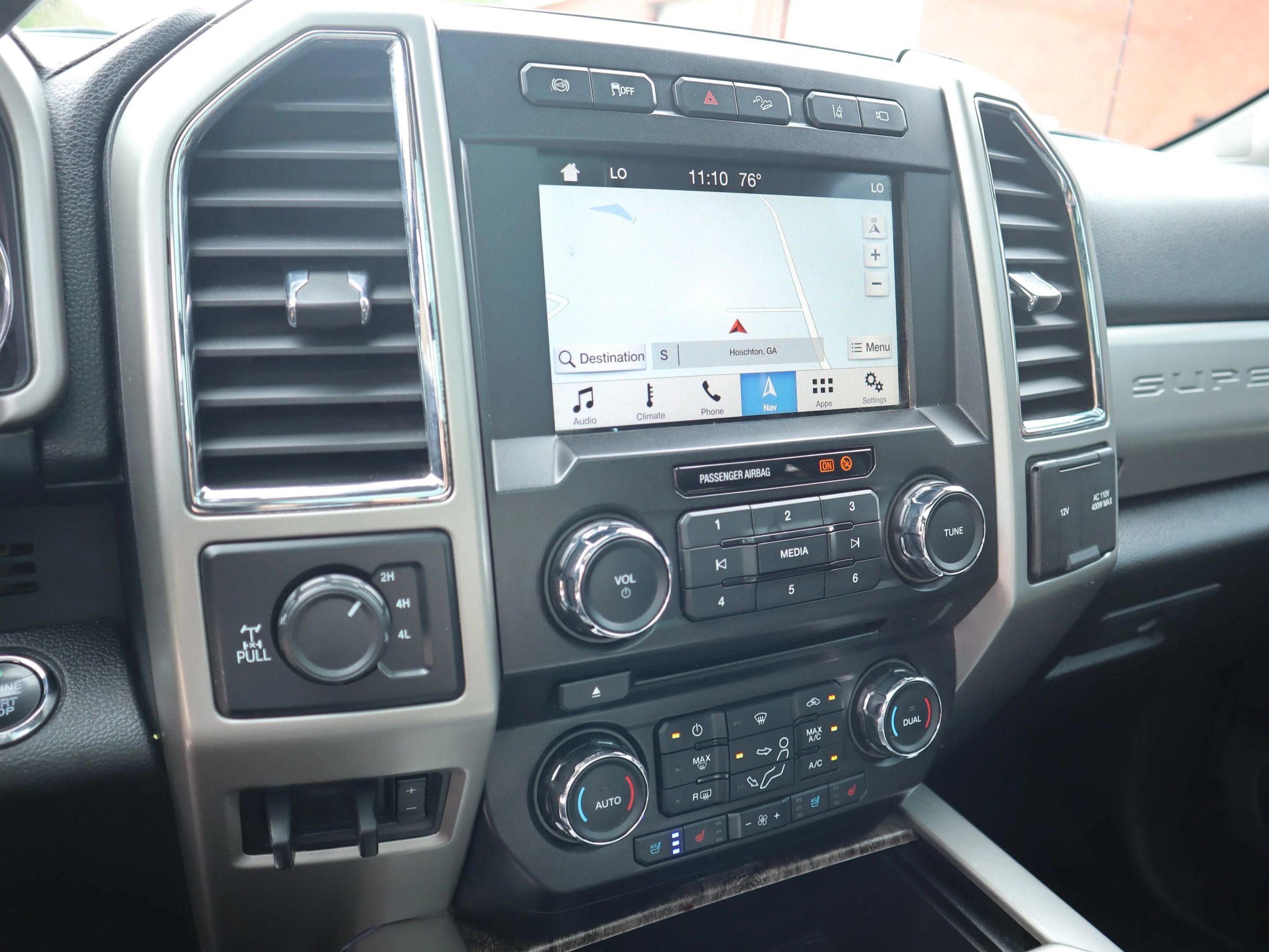 Used 2018 Ford F250 Lariat w/ Lariat Ultimate Package image 17