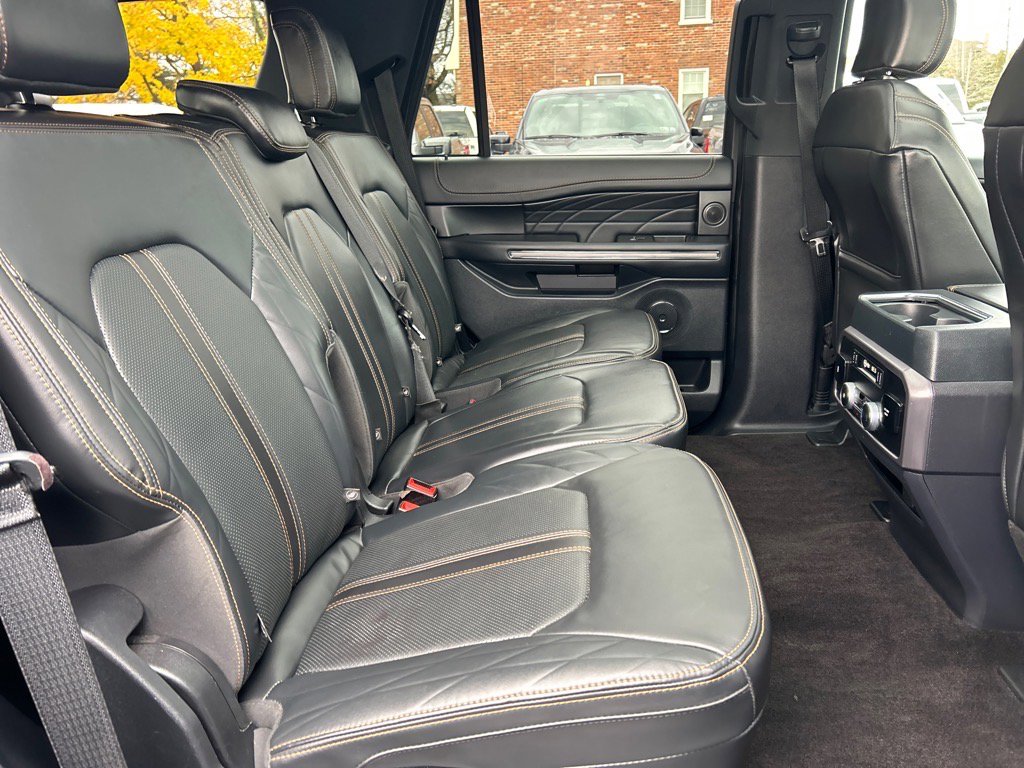 Used 2022 Ford Expedition Platinum image 24
