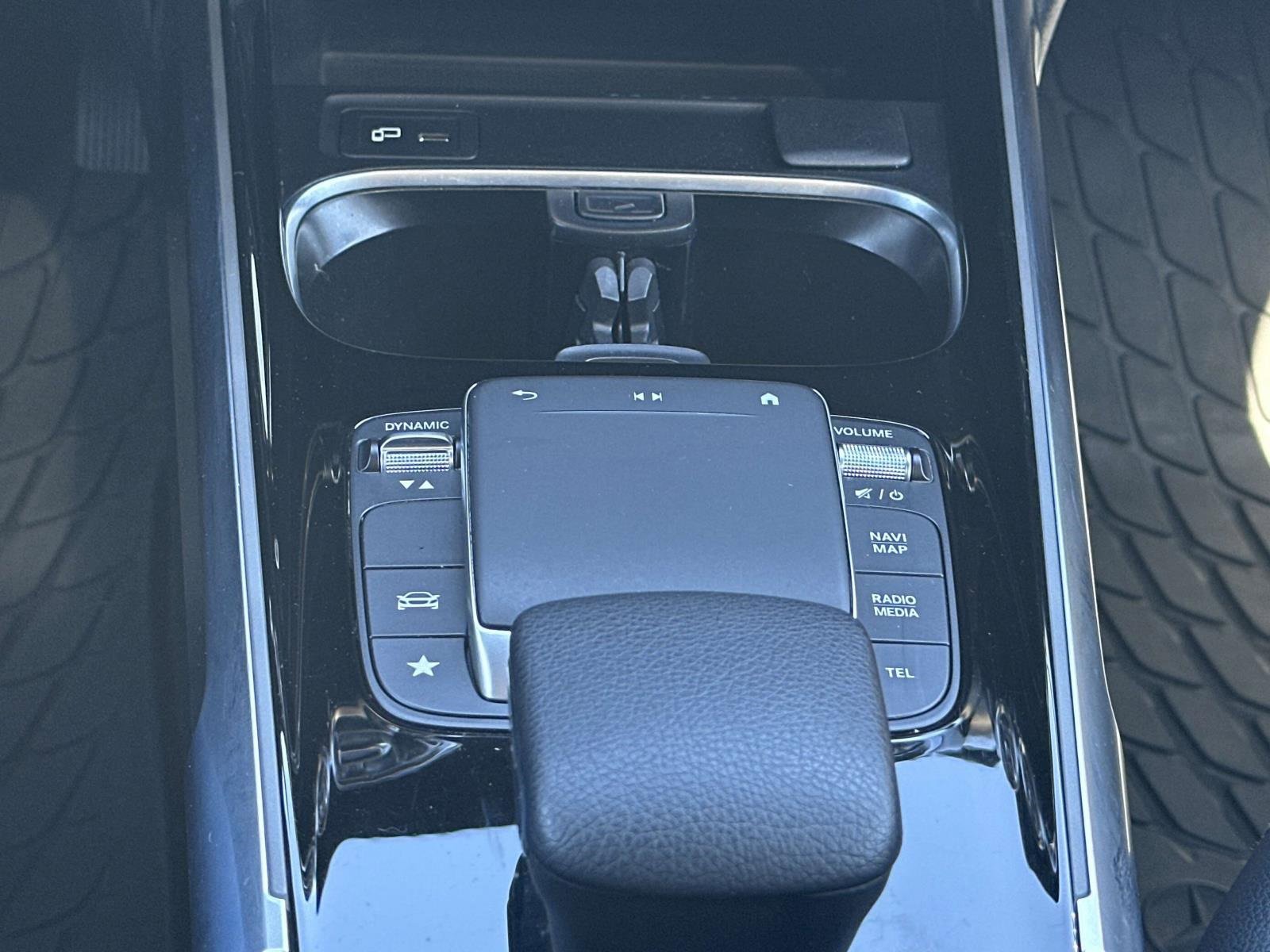 Used 2021 Mercedes-Benz GLB 250 GLB 250 image 17