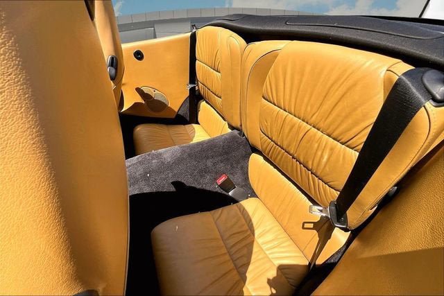 Used 2000 Porsche 911 Carrera RWD image 24